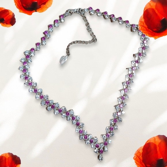 VINTAGE AMETHYST AND SILVER NECKLACE - Picture 3 of 3